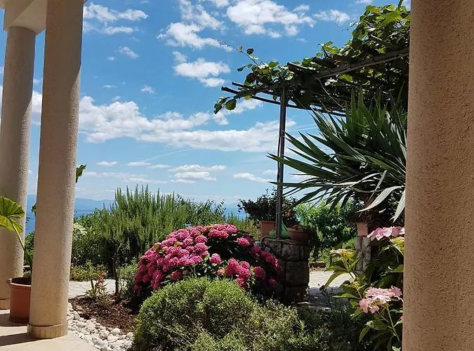 Menderi Hills Appartamento